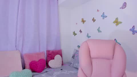 Snapshot of ariannna08_ chatting on 02.03.25 ariannna08_ online show from 02.03.25