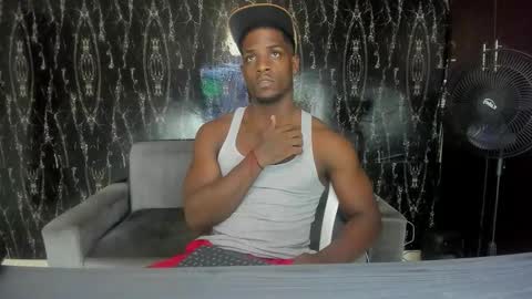 Snapshot of arielbronwxxx chatting on 09.23.25 chris online show from 09.23.25