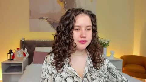 Ariella GTM3  Tue Wed Thu Fri Sat  0400 am-1030pm online show from 03.12.25