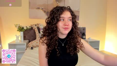 Snapshot of ariella_sol chatting on 06.06.26 Ariella GTM3 Tue Wed Thu Fri Sat 0400 am-1030pm online show from 06.06.26