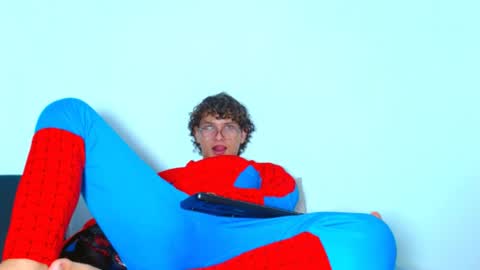 Ariel Aoir online show from 04.04.26