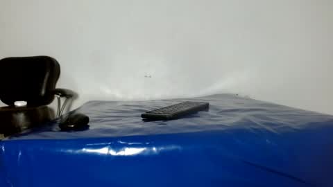 Ariel Aoir online show from 04.19.26