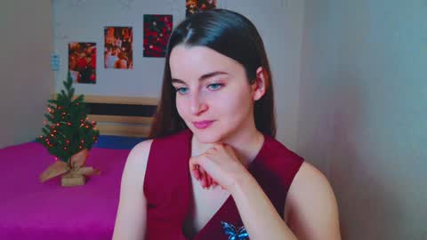 arielstonks_lovee online show from 12.19.24