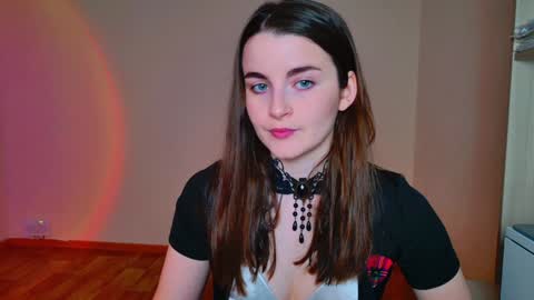 arielstonks_lovee online show from 01.30.25