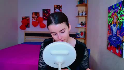 arielstonks_lovee online show from 02.20.25