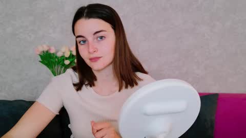 arielstonks_lovee online show from 09.17.25