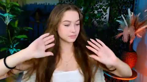 Snapshot of arielsykes chatting on 06.12.26 arielsykes online show from 06.12.26