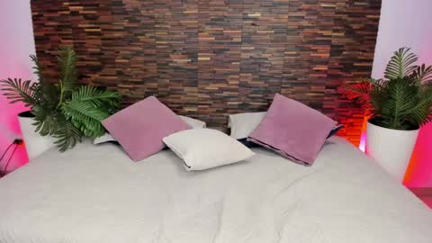 ARIANNA online show from 04.05.26