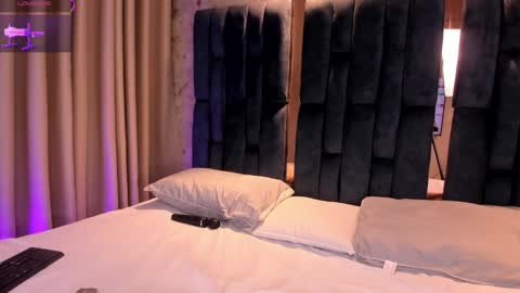 Ari Vega online show from 11.30.25