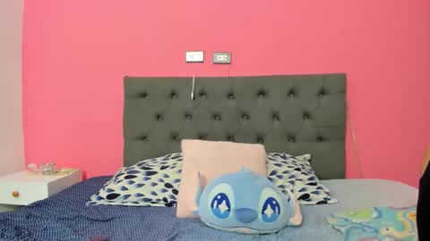 Snapshot of ariloe_quintero chatting on 02.12.26 Aria Cholee online show from 02.12.26