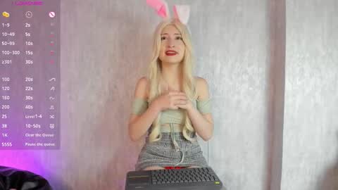 Ariel online show from 10.13.25