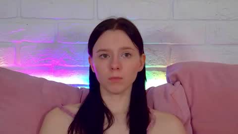 Arinakubrick online show from 04.18.26