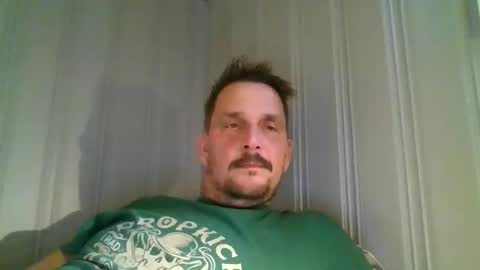 Snapshot of ariparikrigsmann chatting on 11.29.25 ariparikrigsmann online show from 11.29.25