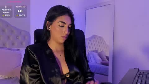 Snapshot of arirobert_ chatting on 03.03.25 Ari Robert online show from 03.03.25