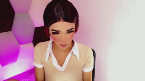 Snapshot of arishadarfu chatting on 02.06.25 ArisaDarfu online show from 02.06.25