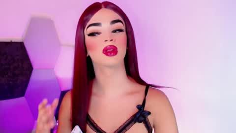 Snapshot of arishadarfu chatting on 03.11.25 ArisaDarfu online show from 03.11.25