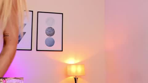   Nice to meet you  thumb up me please its important I  LOOK MY BIO DOWN online show from 01.15.25