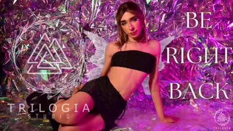   Nice to meet you  thumb up me please its important I  LOOK MY BIO DOWN online show from 02.14.25