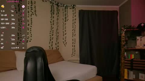 Astrid online show from 10.11.25