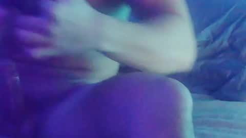 Snapshot of arlic2000 chatting on 10.04.25 arlic2000 online show from 10.04.25