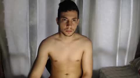 Snapshot of armando_2002 chatting on 12.01.24 ARMANDO online show from 12.01.24