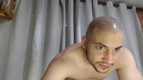 Snapshot of armando_2002 chatting on 09.20.25 ARMANDO online show from 09.20.25