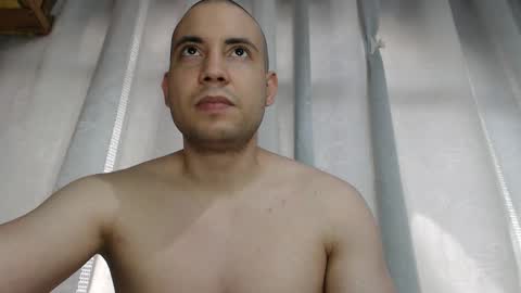 Snapshot of armando_2002 chatting on 10.31.25 ARMANDO online show from 10.31.25