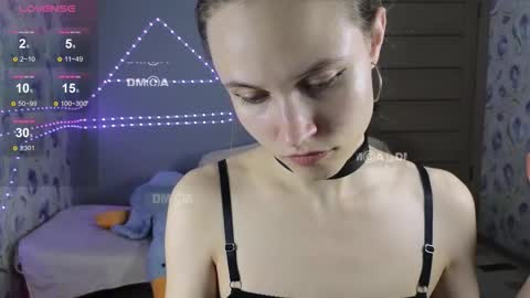 armurra online show from 10.28.25