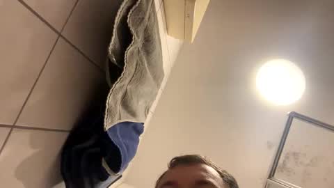 armyskater32 online show from 10.05.25