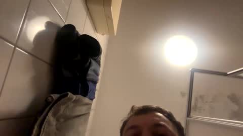 armyskater32 online show from 10.14.25