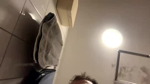 armyskater32 online show from 01.18.26