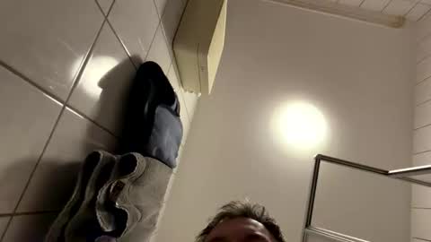 armyskater32 online show from 04.09.26