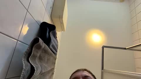 armyskater32 online show from 04.20.26