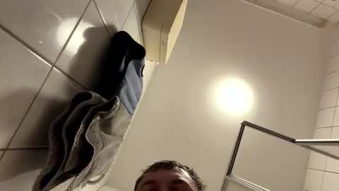 armyskater32 online show from 04.21.26