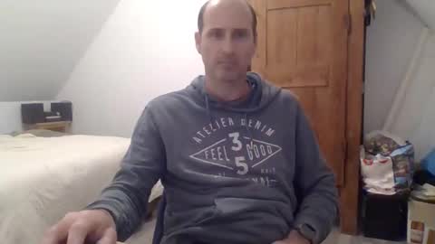 Snapshot of arnaud502700 chatting on 03.09.25 arnaud502700 online show from 03.09.25