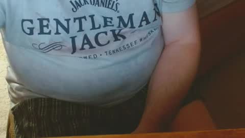 Snapshot of arnie12 chatting on 12.04.24 Arnie online show from 12.04.24