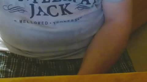 Snapshot of arnie12 chatting on 12.24.24 Arnie online show from 12.24.24