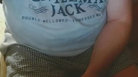 Snapshot of arnie12 chatting on 03.01.25 Arnie online show from 03.01.25