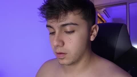 aron__cooper online show from 10.27.25