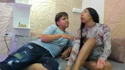 Alexa  Aron online show from 11.28.25