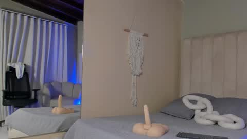 ARON BOLT online show from 02.08.26