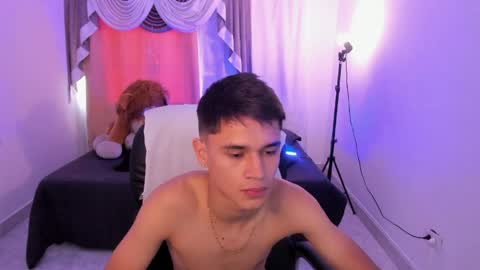 Aaron online show from 04.02.26