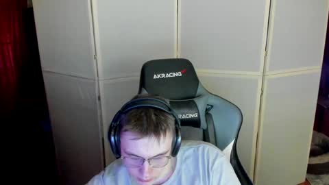 biggest penis  online show from 12.02.24