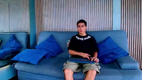 aron_pulse online show from 01.18.26