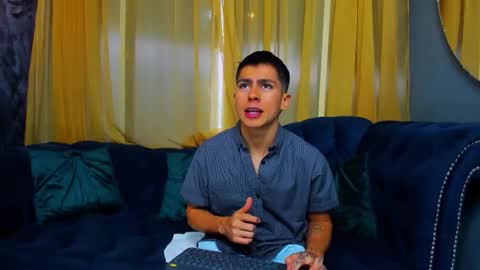 aron_pulse online show from 02.10.26