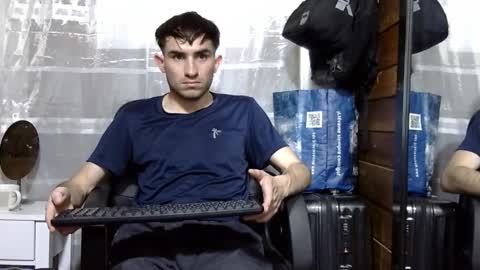 Aron G Franco online show from 09.13.25