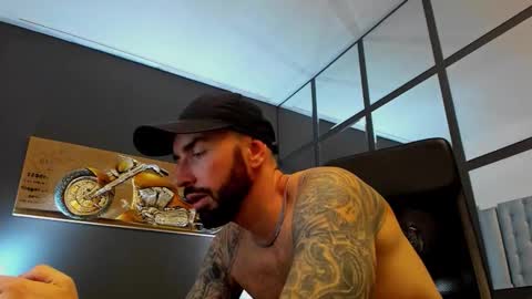 AronGrant online show from 11.18.25