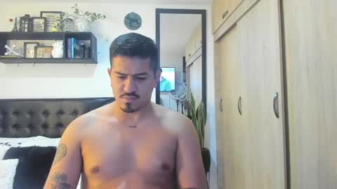 ARON  Independent model  online show from 02.04.25