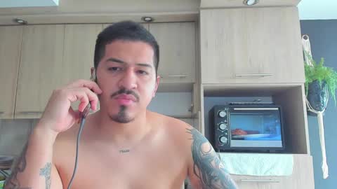 ARON  Independent model  online show from 09.24.25