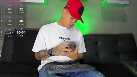 AROON HOT online show from 02.12.26